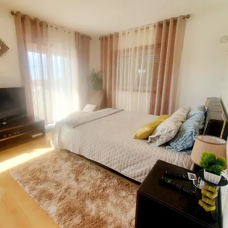 Homestay Grace House *